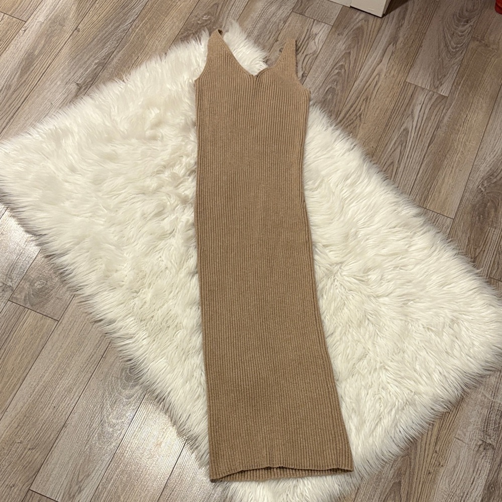Elegant Tan Knit Dress
